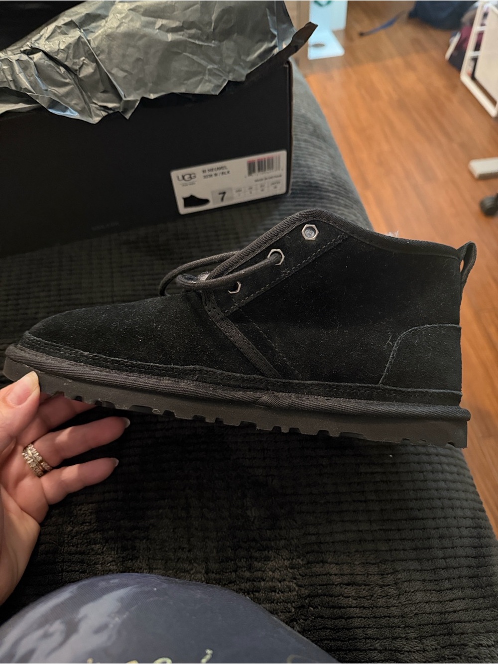 UGG Men's Black M NEUMEL 3236 M/Blk Treaded Boot Sole BNIB. Never worn